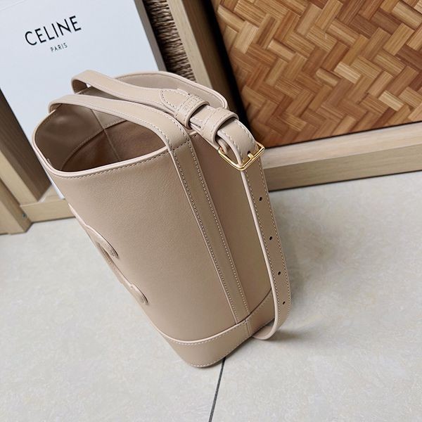 21-22AWセリーヌ キュイル トリオンフ バスケット バッグ 偽物 Cep71744激安送料無料