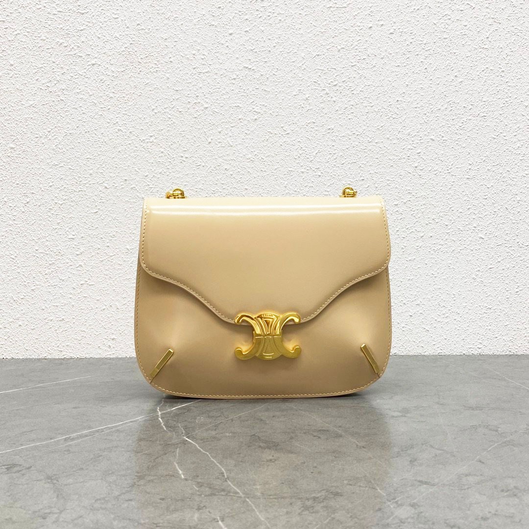 最安値挑戦セリーヌ チェーン ブザス トリオンフ ショルダーバッグ 偽物 Ces03951