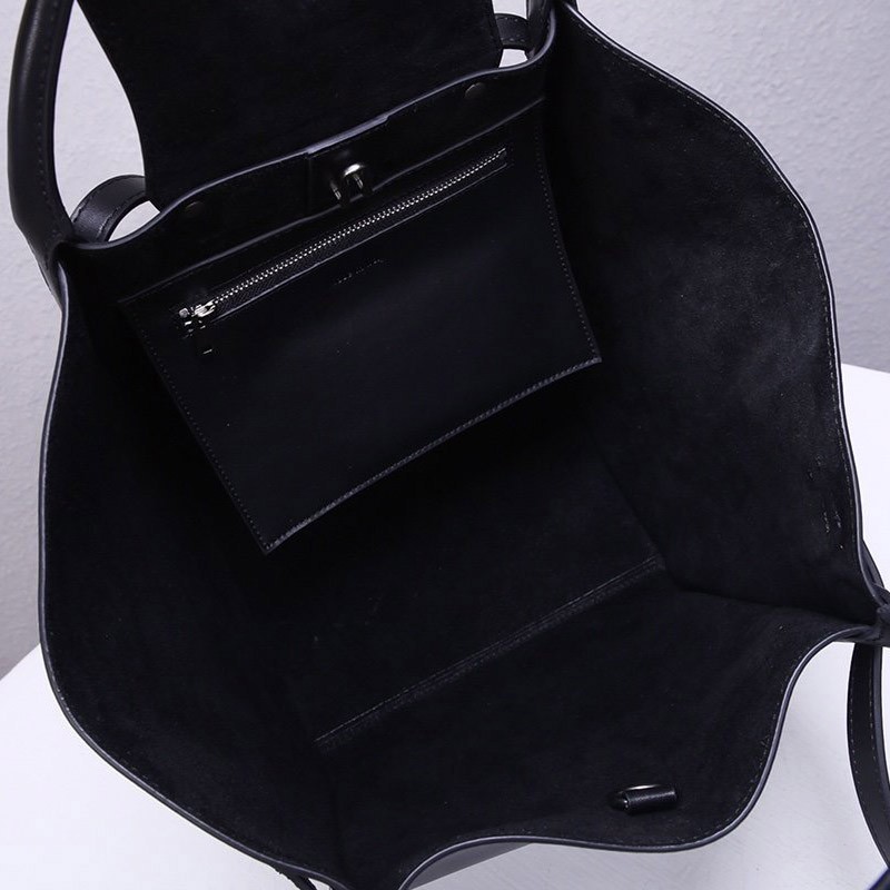 入手困難☆セリーヌ トートバッグ コピー スモールビッグ バッグブラック Ceu81007代引きを販売