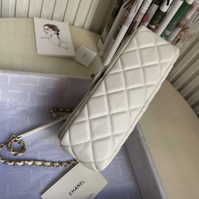超話題【人気商品】シャネル マトラッセ スーパーコピー ショルダーバッグ shi16880最高級