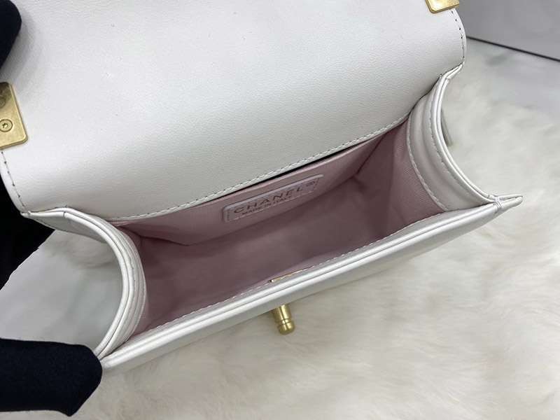 最新☆希少 シャネル ボーイシャネル スーパーコピー ショルダーバッグ shm31866代引きを販売