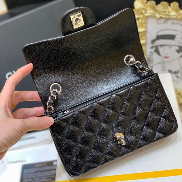 【セレブ多数愛用】希少カラーシャネルキャビアスキンミニフラップバックminiFLAP cc2108272最高級