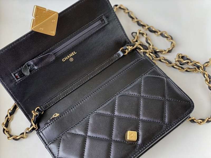 人気急上昇 シャネル チェーン ショルダーバッグ スーパーコピー shg05989N級品