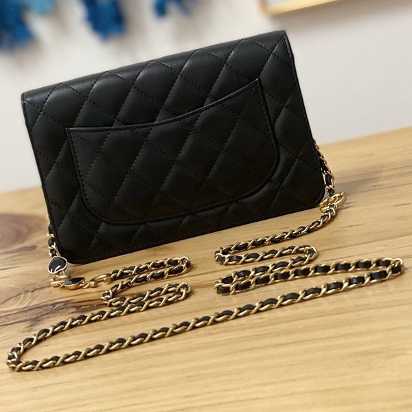 高品質シャネル コピー クラシック チェーンウォレット ショルダーバッグ shg17823人気