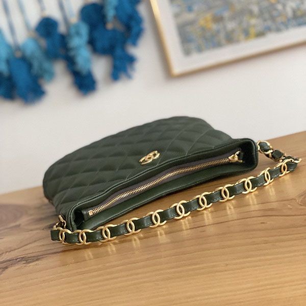 争奪戦 シャネル ホーボーバッグ コピー shg52948N級品
