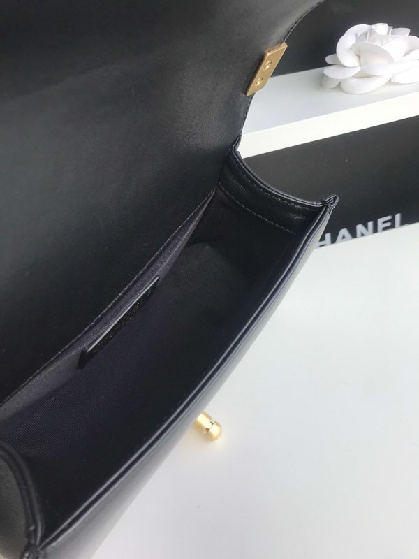 【関税込】 シャネル スーパーコピーマトラッセ ボーイ シャネル ショルダーバッグ shj45872代引きを販売