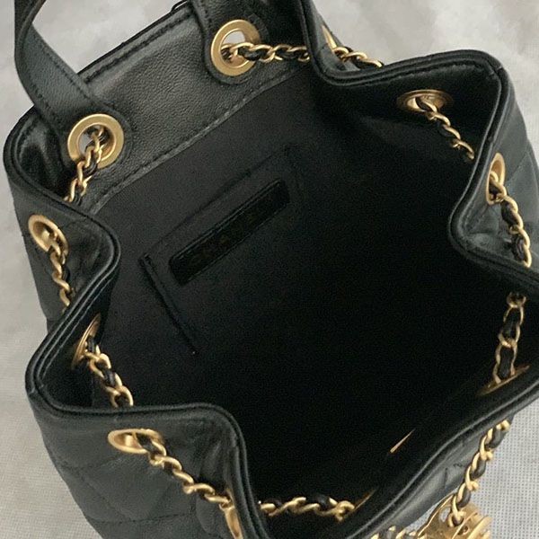 ☆超人気☆シャネル スモール バックパック コピー ラムスキン shn84618高い品質