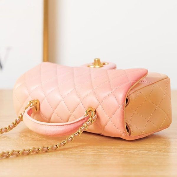 《大人気》シャネル ベージュ クラシック ミニ フラップ バッグ 偽物 shq57446高い品質