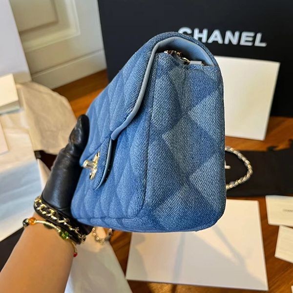 超希少！シャネル 偽物 デニムクラシック ハンドバッグ CCロゴ sht33737通販