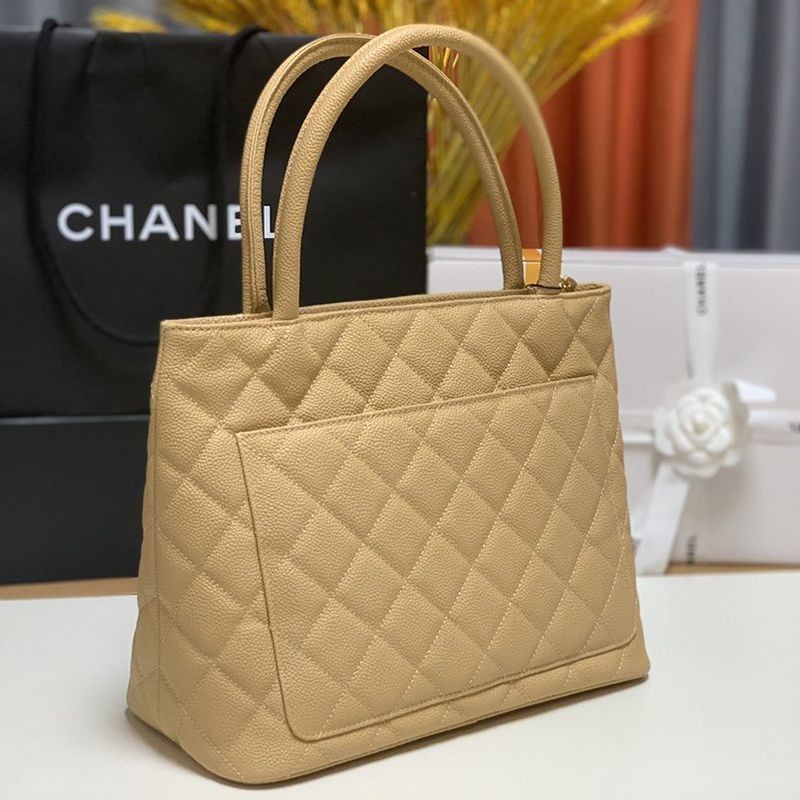 使い勝手の良さ シャネル キャビアスキン ヒルトンバッグ スーパーコピー sht84193N級品