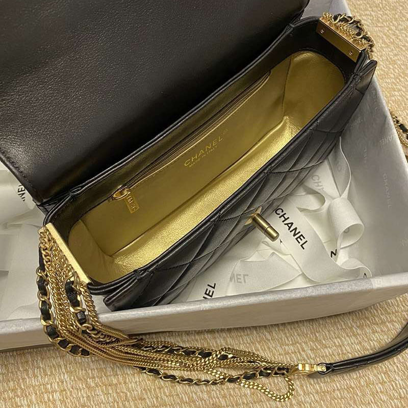 高品質♪♪シャネル マトラッセ ショルダーバッグ コピー shy19066品質保証