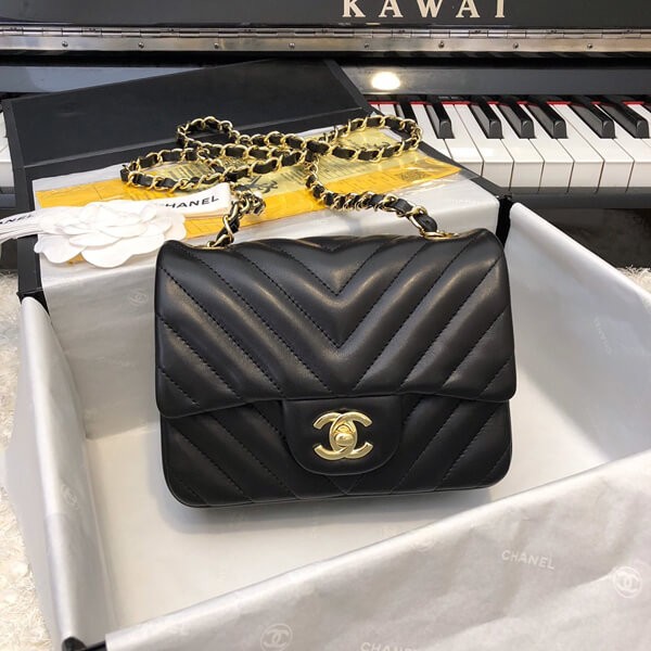 欲しい♡超限定♪ シャネル コピー ミニ フラップ バッグ チェーンバッグ shz46873