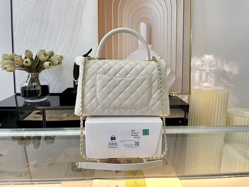 春夏新作 シャネルココハンドル コピー キャビアスキン ショルダーバッグ 高品質♪ shz51610通販