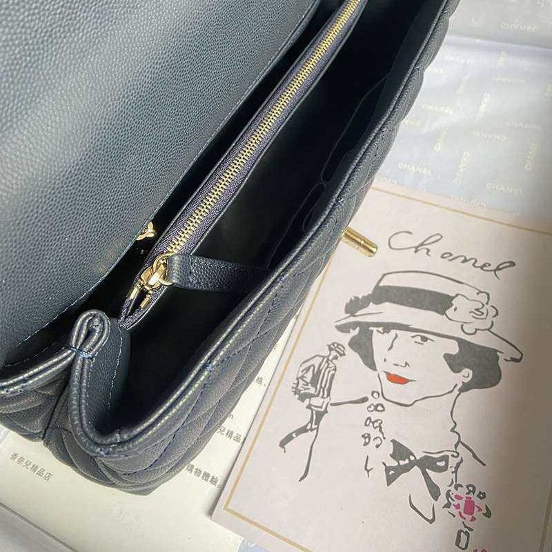 21-22AW 大人気♪シャネル コピー キャビアスキン ショルダーバッグ shz55522代引きを販売