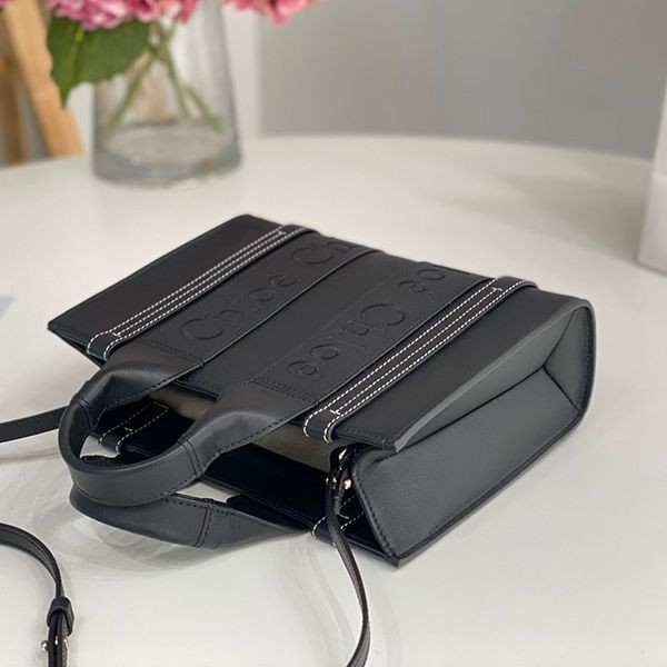 世界中で大人気♪クロエ woody コピー カーフスキンレザー スモールトートバッグ 3サイズ CHC22WS397I60001品質保証