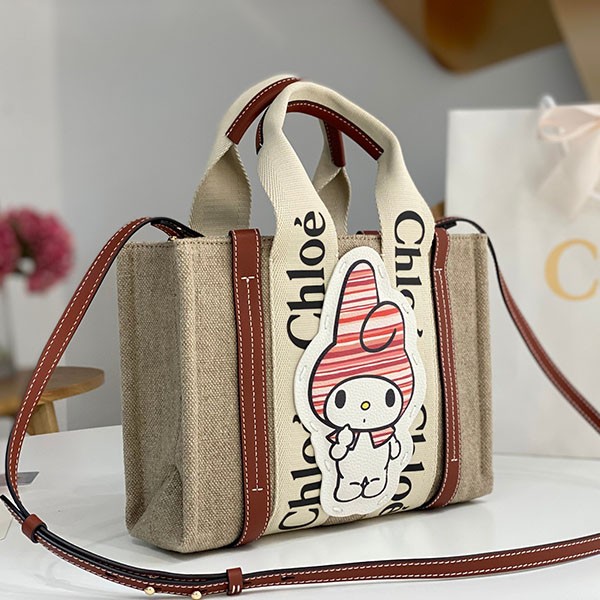 ☆超人気☆マイ メロディ for クロエ woody コピー スモールトートバッグ CHC23SS397J7369A CHC23SS39最高級