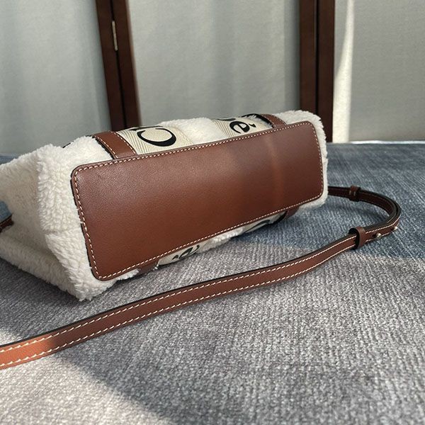 世界中で大人気♪クロエ woody 偽物★トートバッグ◇キャンバス＆レザー chd66690高い品質