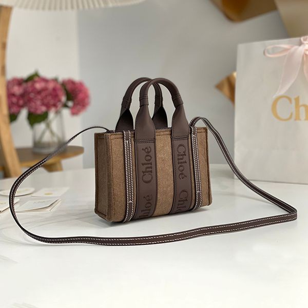 売上総額１位！クロエ ウッディ コピー ミディアム キャンバストートバッグ chu86500激安送料無料