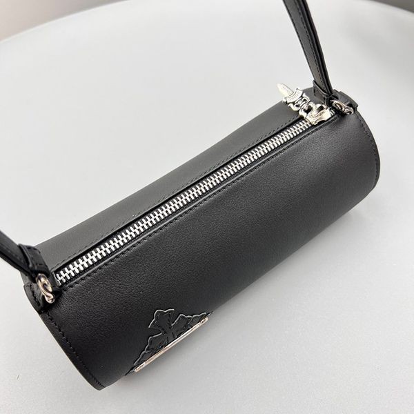 注目度抜群！クロムハーツ コピー クロス バケツバッグ Kun45818N級品