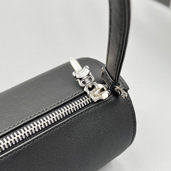 注目度抜群！クロムハーツ コピー クロス バケツバッグ Kun45818代引きを販売