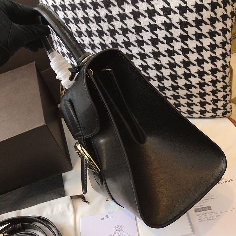 争奪戦【デルボー ハンドバッグ コピー激安】ブリヨン Ivoryステッチ ミディアムハンドバッグ Dej22268激安送料無料