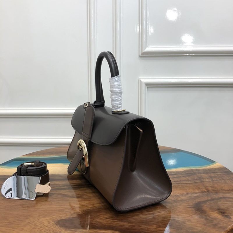 定番【DELVAUX コピー】カーフスキン ブリヨン MM ショルダー ハンドバッグ 3サイズ Des63290激安送料無料
