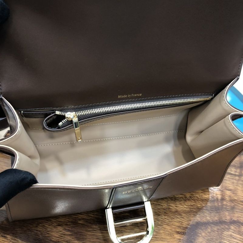 定番【DELVAUX コピー】カーフスキン ブリヨン MM ショルダー ハンドバッグ 3サイズ Des63290N級品