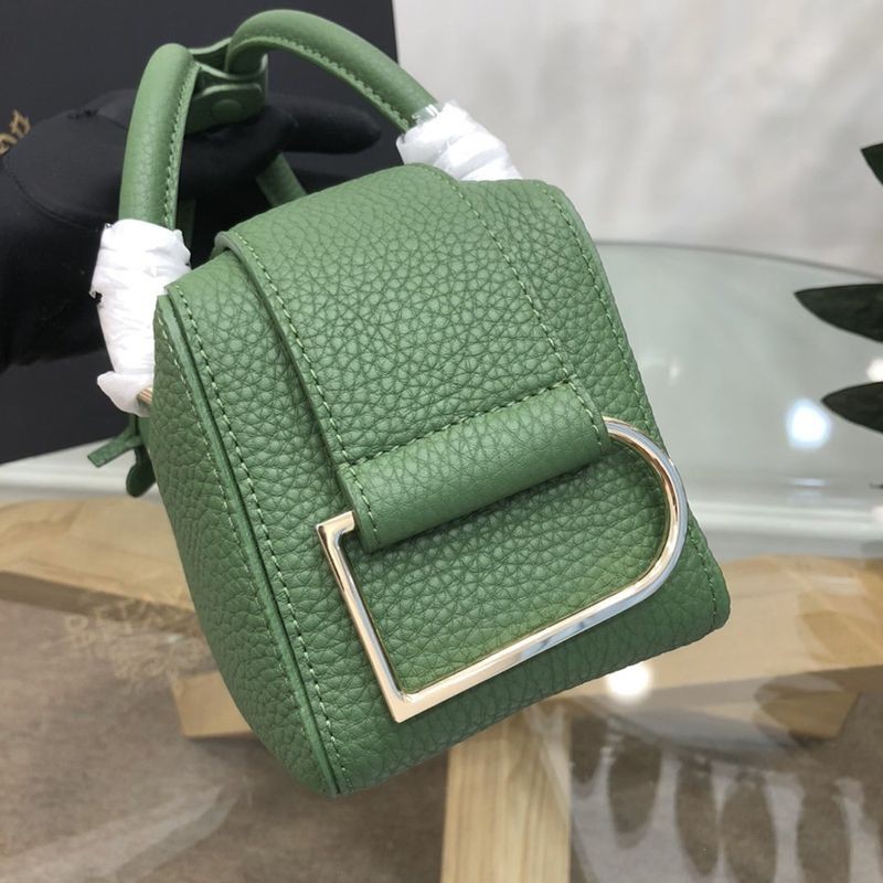 人気No1デルボー Cool Box Mini クールボックス スーパーコピー ミニ バッグ Deu37023人気