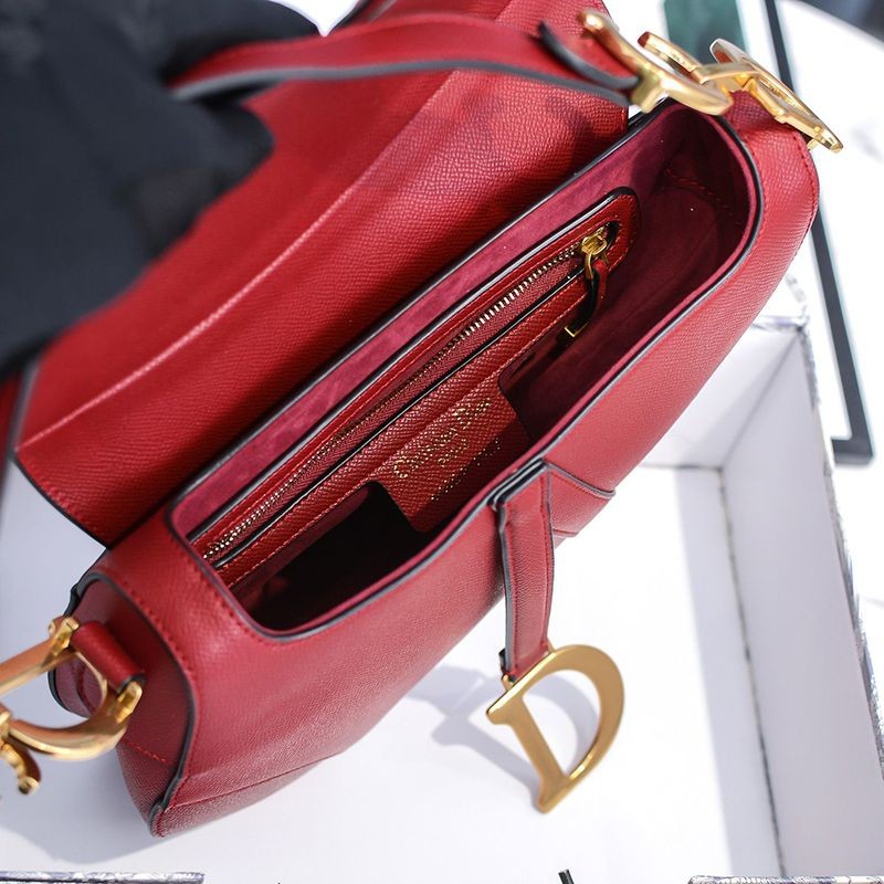 大人気 ディオールアンドショーンサドルバッグコピー M0446CCEH_M56R代引きを販売