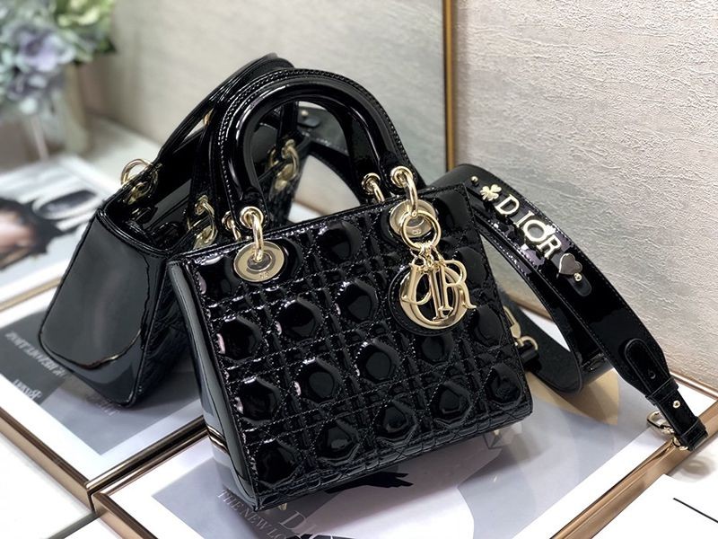 レディ ディオール スモールハンドバッグ偽物 カーフスキン ショルダー M0531OWCB_M900通販