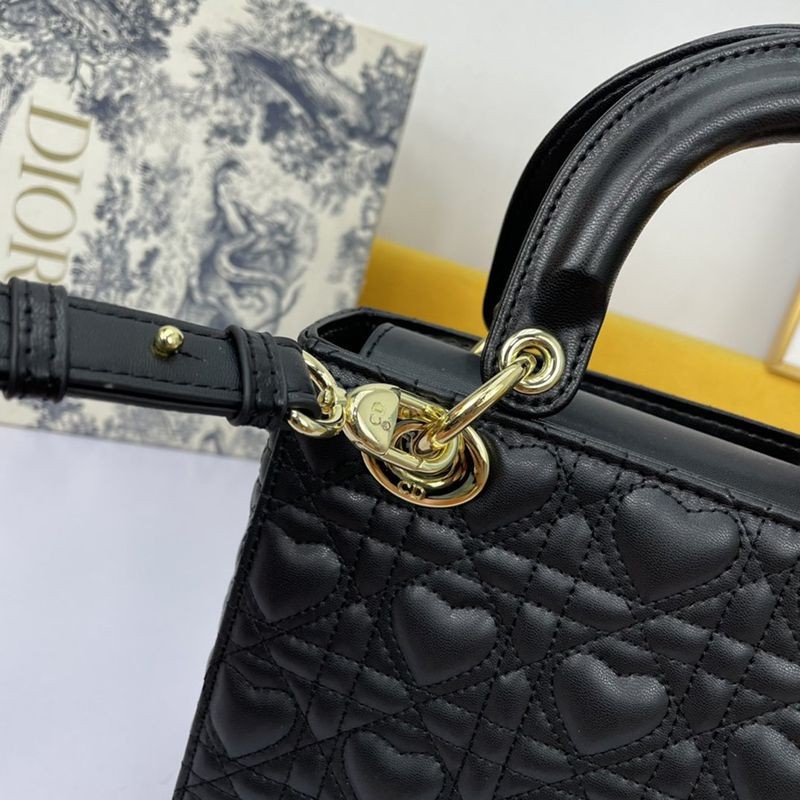 21AW新作 MY ABCDIOR レディ ディオール バッグ コピー ラムスキン M0538ONGH_M900N級品