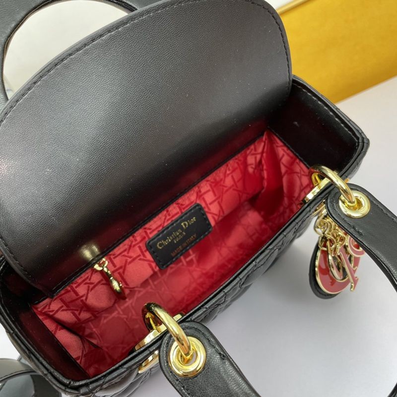 21AW新作 MY ABCDIOR レディ ディオール バッグ コピー ラムスキン M0538ONGH_M900代引きを販売