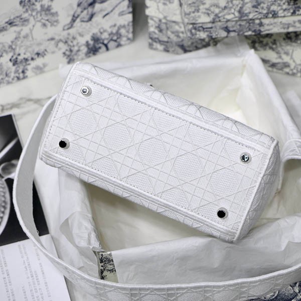 バイラ 付録 ディオール！中村アンさん愛用のMEDIUM LADY D-LITE BAG★ M0565PREY最高級
