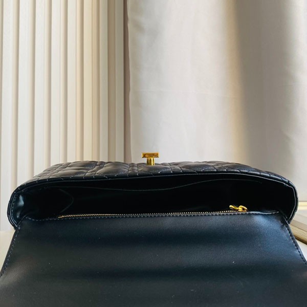 超希少！ディオール CARO ミディアムバッグ偽物 ショルダー M9242UWHC_M900品質保証