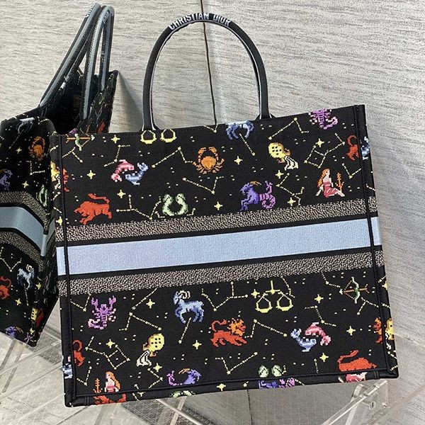 最安値挑戦ディオール BOOK TOTE コピー ジャルダン ディヴェール 花柄 刺繍 dee35400通販