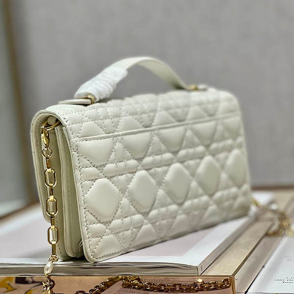 絶対欲しい！ミス ディオール ミニバッグ 偽物 dee35486最高級