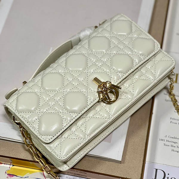 絶対欲しい！ミス ディオール ミニバッグ 偽物 dee35486N級品