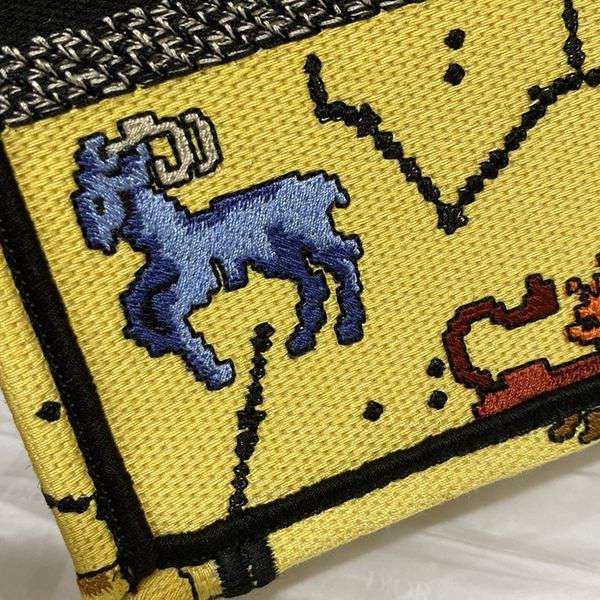 ディオール BOOK TOTE コピーミニ フォンバッグ【追跡付】 dee74755激安送料無料