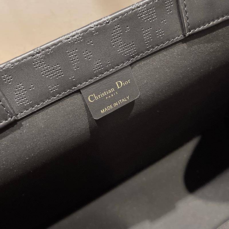 大人気！ディオール ブックトート 偽物 バッグ 2サイズ def94168N級品