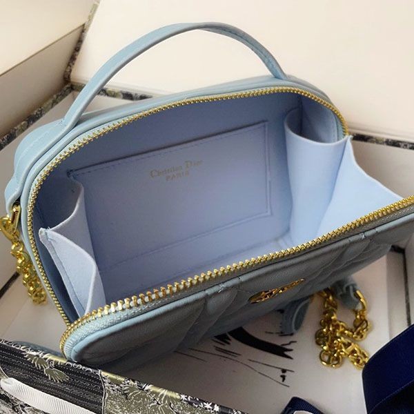 最安値挑戦 ディオール チェーン キルティング バッグ 偽物 dei52241代引きを販売