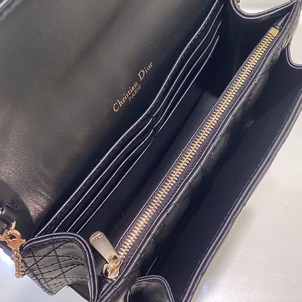 LADY ディオール チェーンポーチ コピー カナージュラムスキン dej74896代引きを販売