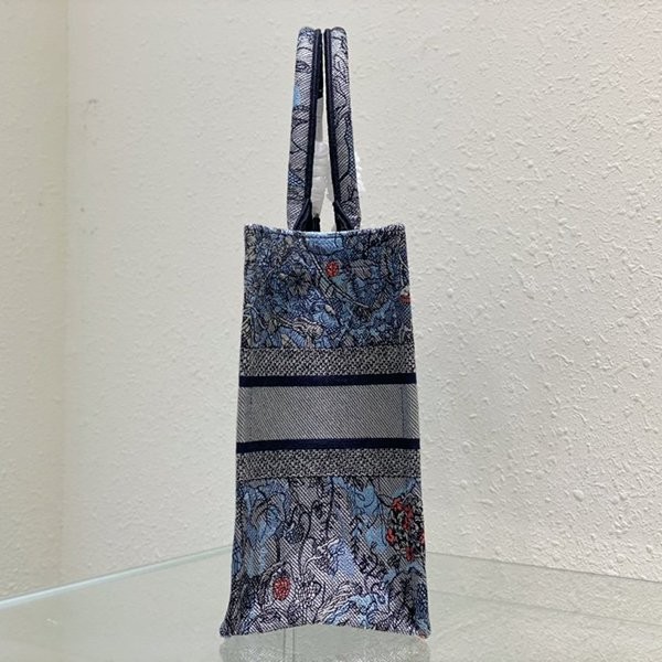 ☆超人気☆ディオール ブックトート 偽物 Jardin Magique刺繍 dek26998激安送料無料