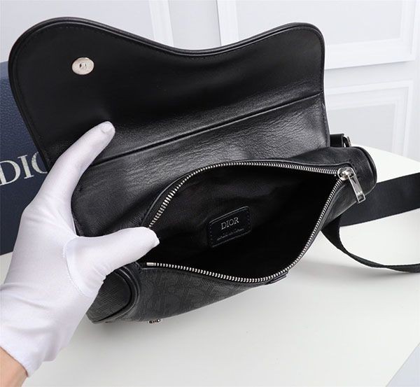 人気No1 ディオール★グレインドカーフスキン Saddle(サドル) バッグ 偽物 den49587高い品質