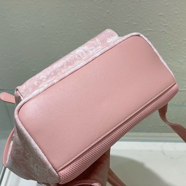 目を惹くカラーディオール MINI DIOR バックパック スーパーコピー der67149最高級