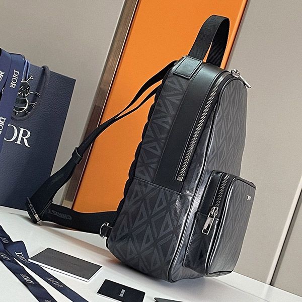 ディオール 偽物 ライダー バックパック CD ダイヤモンド dev15107通販