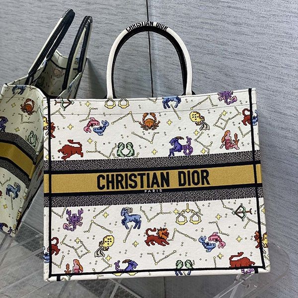 入手困難ディオール BOOK TOTE コピー ジャルダン ディヴェール 花柄 刺繍 S M L dew17736