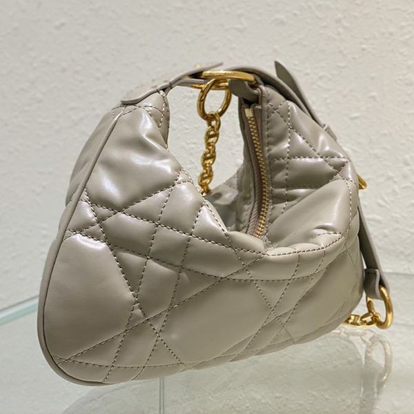 大人気!!新色ディオール グレー Caro ハンドバッグ コピー dex38493通販