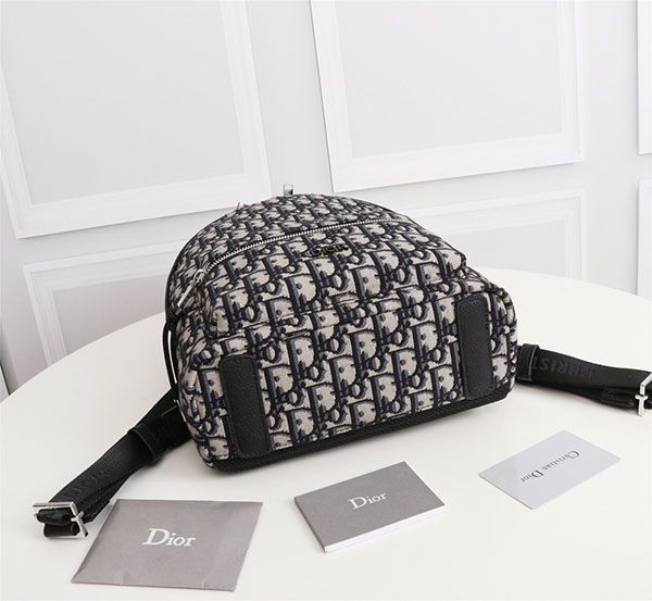超希少！ディオール OBLIQUE MOTION バックパックコピー dey29933激安送料無料