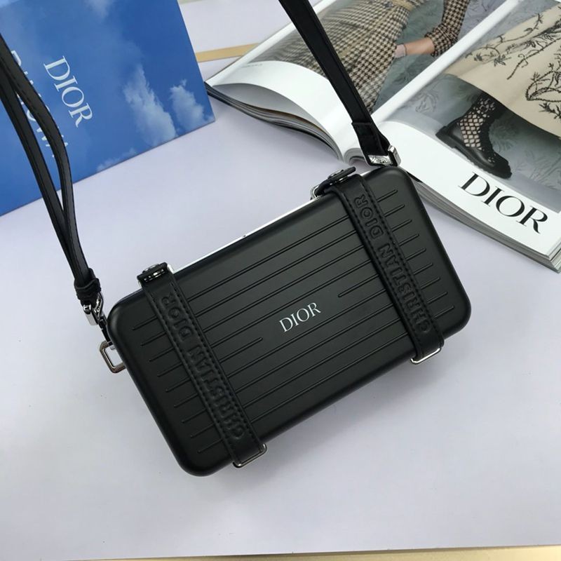 追跡付き発送ディオールxRIMOWA 注目のコラボ☆ パーソナルクラッチバッグ偽物 dey65157通販