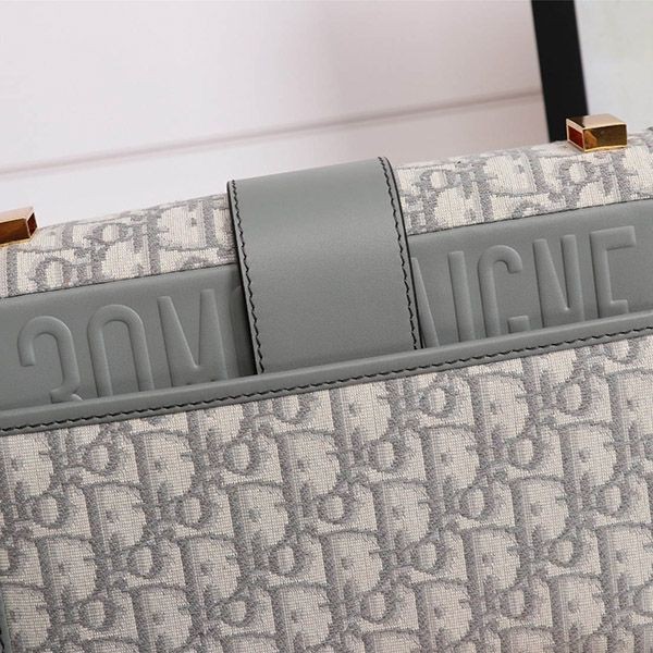 定番ディオール 偽物 30 モンテーニュ バッグ オブリーク ジャカード dey95193代引きを販売